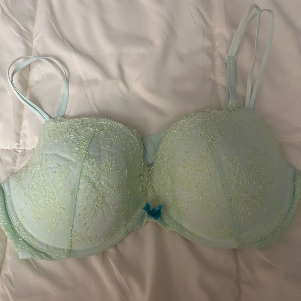 Victoria’s Secret very sexy push up size 38C